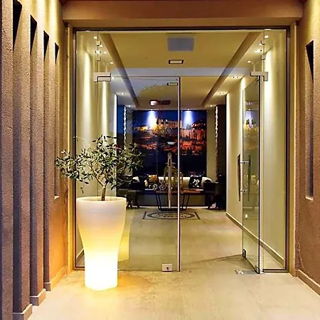 Cross Plaza